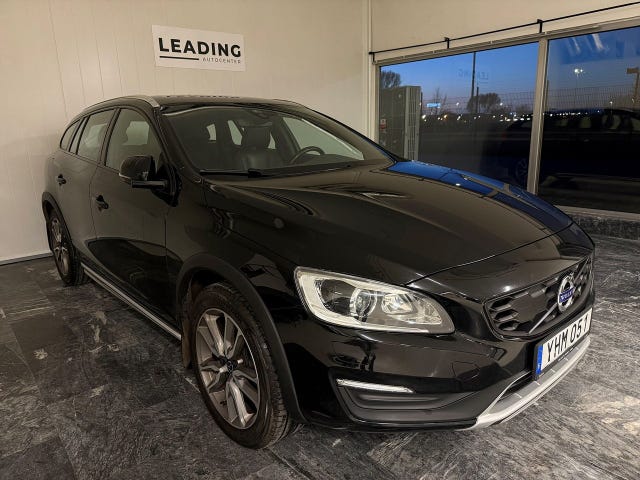 Volvo V60 Cross Country 2017