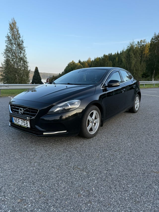 Volvo V40 2013
