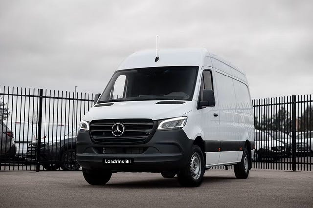 Mercedes-Benz Sprinter 317 2026