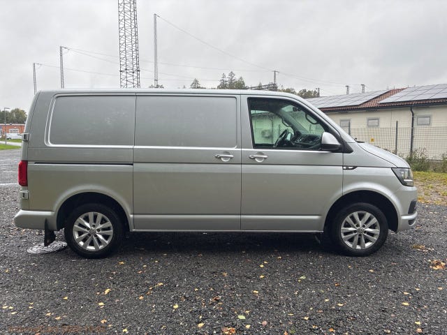 Volkswagen Transporter 2018 – bild 4
