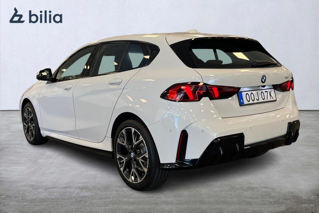 BMW 120 2026 – bild 2