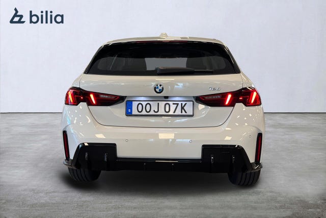 BMW 120 2026 – bild 4