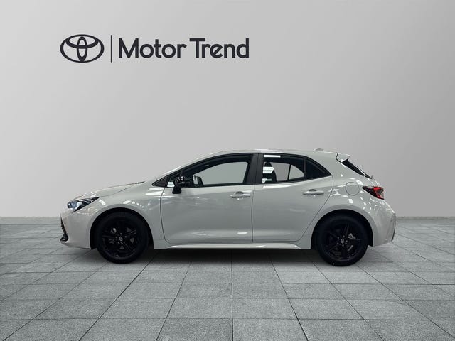 Toyota Corolla 2025 – bild 3