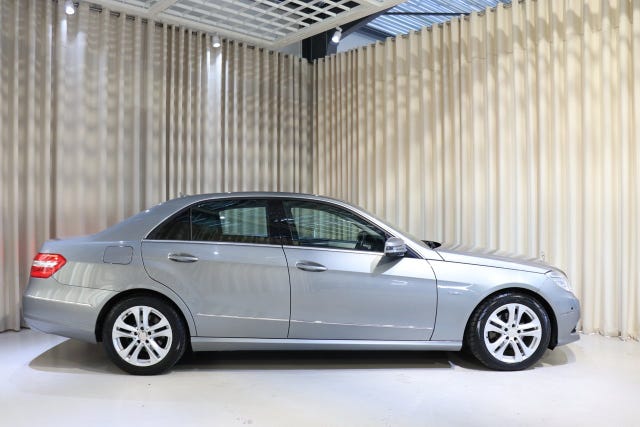 Mercedes-Benz E220 2010 – bild 2