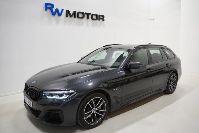 BMW 530e 2022
