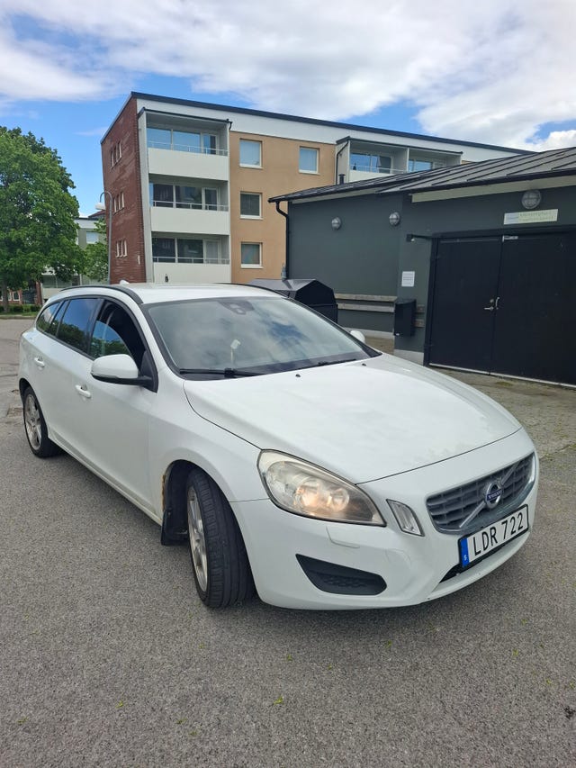 Volvo V60 2011