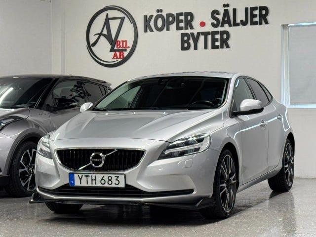 Volvo V40 2018