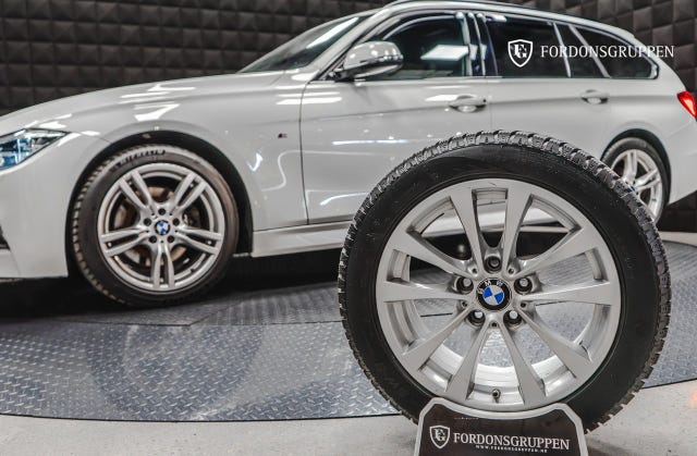 BMW 330i 2018 – bild 2
