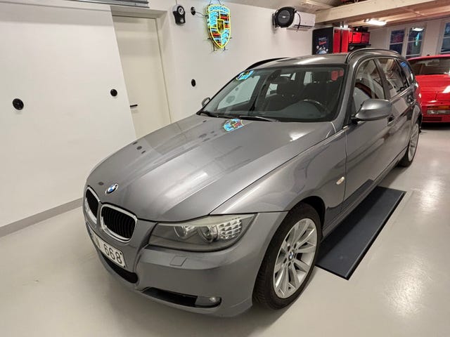 BMW 320d 2011