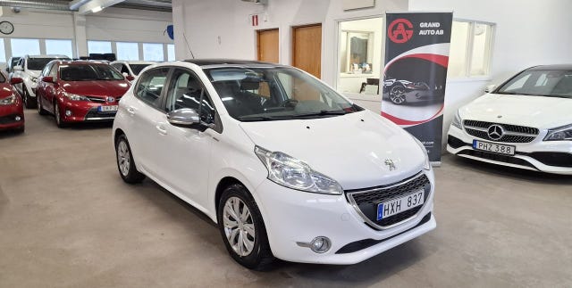 Peugeot 208 2013