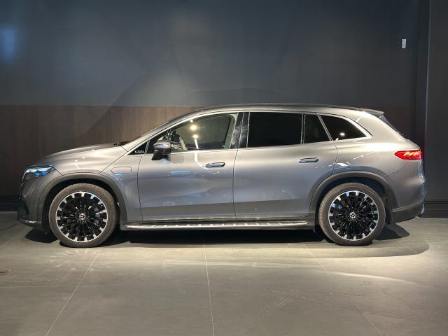 Mercedes-Benz EQS SUV 2023