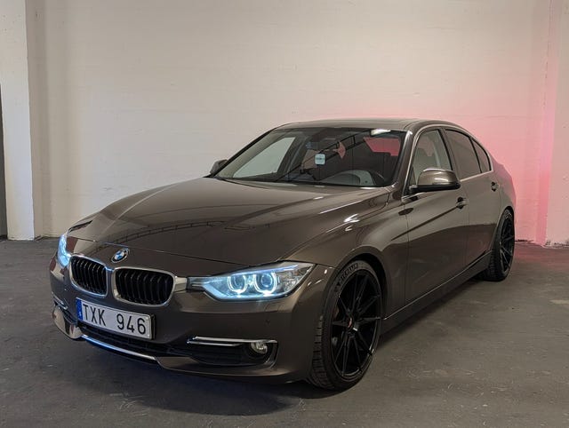 BMW 320 2012