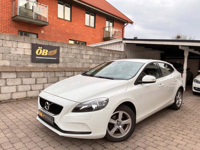 Volvo V40 2018