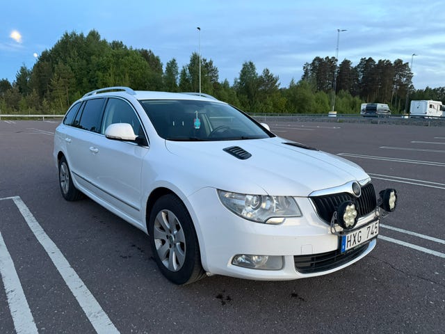 Skoda Superb 2010