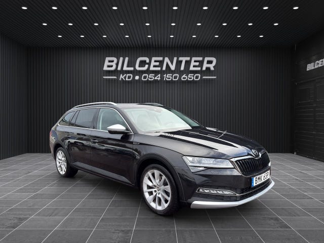 Skoda Superb Scout 2021