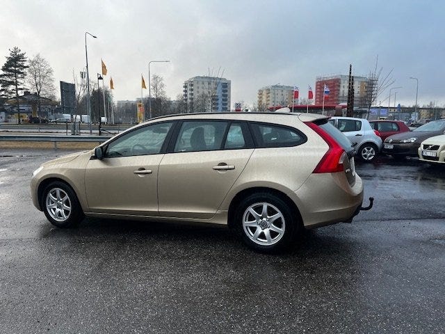 Volvo V60 2012 – bild 2