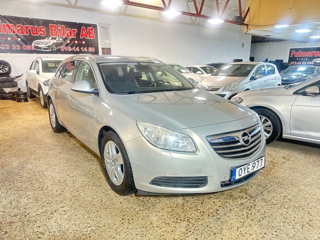 Opel Insignia 2011