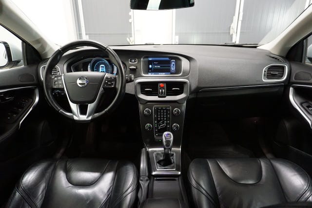 Volvo V40 2013 – bild 2