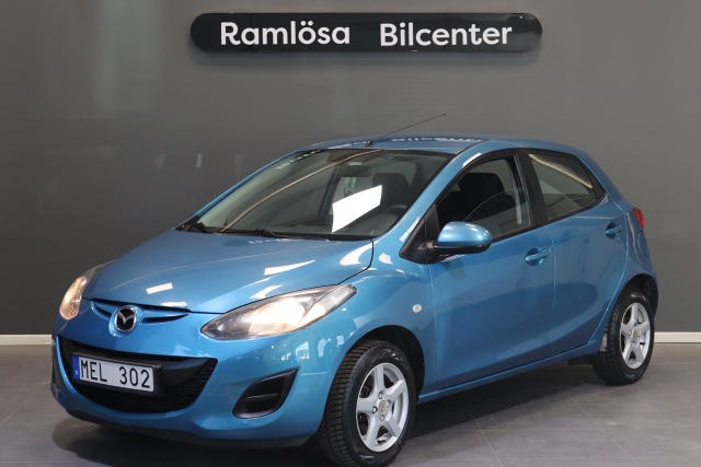 Mazda 2 2012