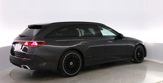 Mercedes-Benz E300 2024