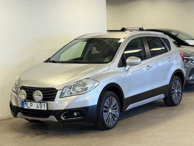 Suzuki S-Cross 2014