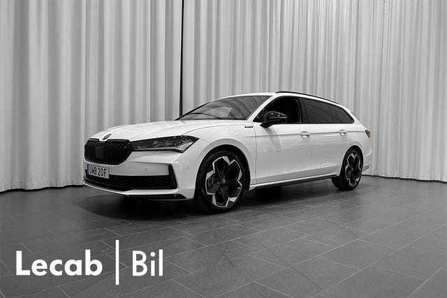 Skoda Superb 2025