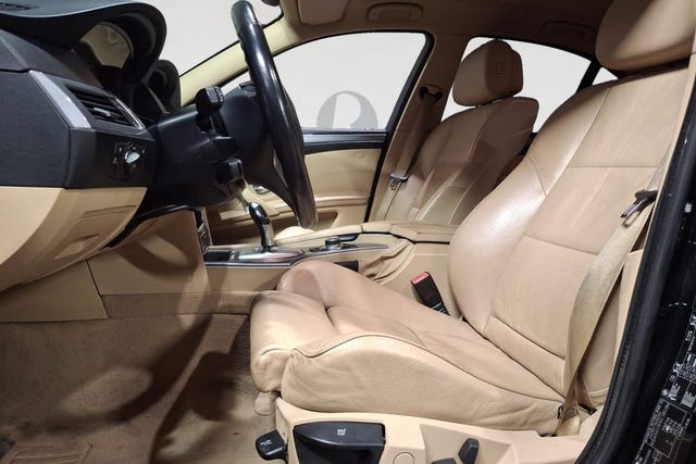 BMW 520d 2010 – bild 3
