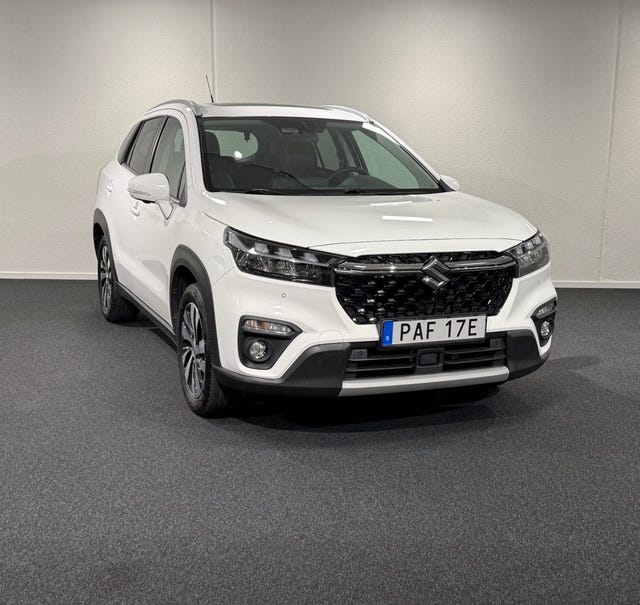 Suzuki S-Cross 2023