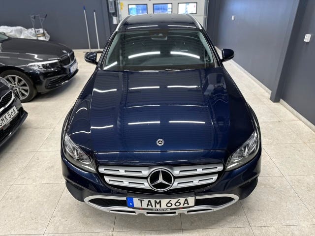 Mercedes-Benz E220 2020 – bild 2