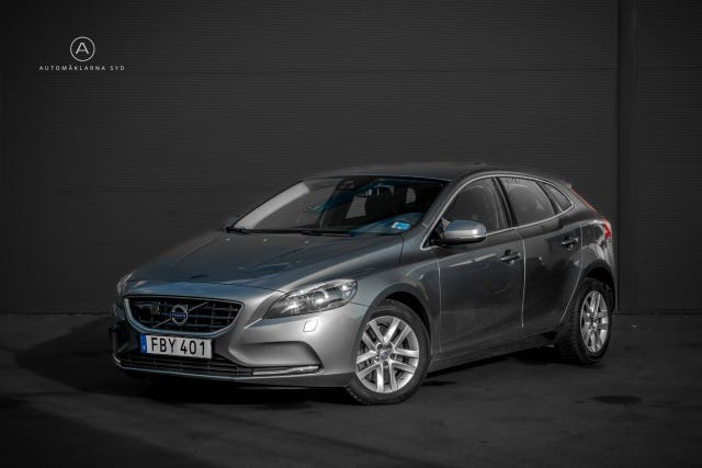 Volvo V40 2015