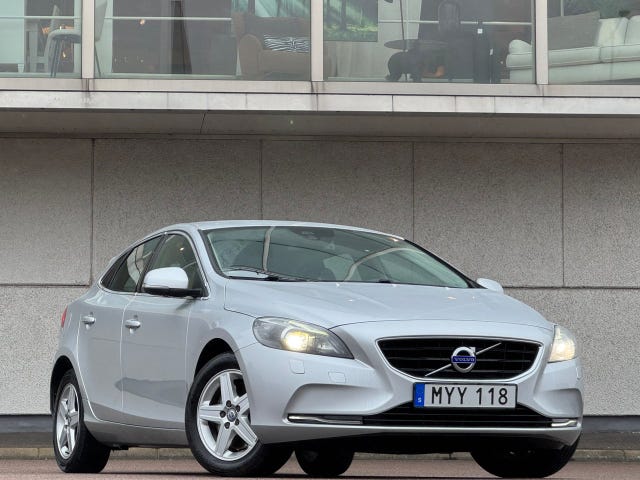 Volvo V40 2016
