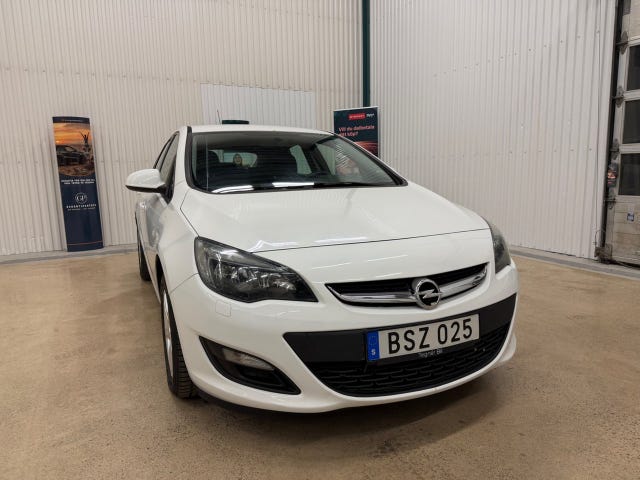 Opel Astra 2014