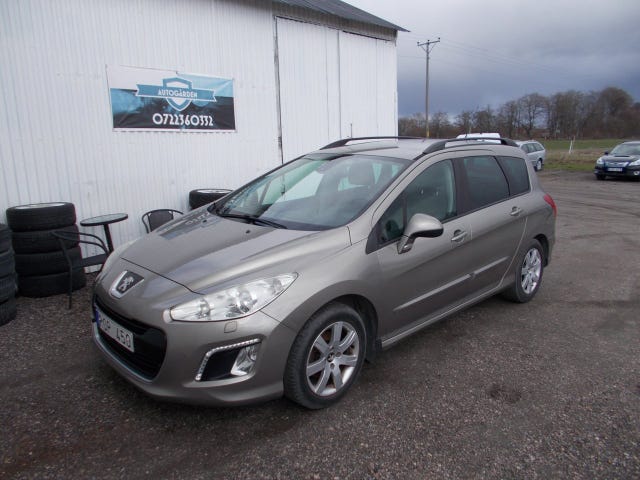 Peugeot 308 SW 2011