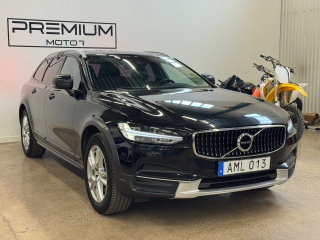 Volvo V90 Cross Country 2018 – bild 2