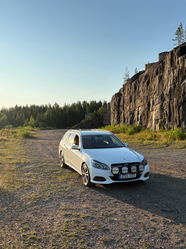 Mercedes-Benz E220 2015