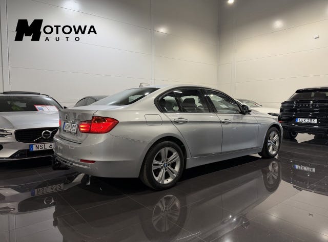 BMW 320 2014 – bild 2