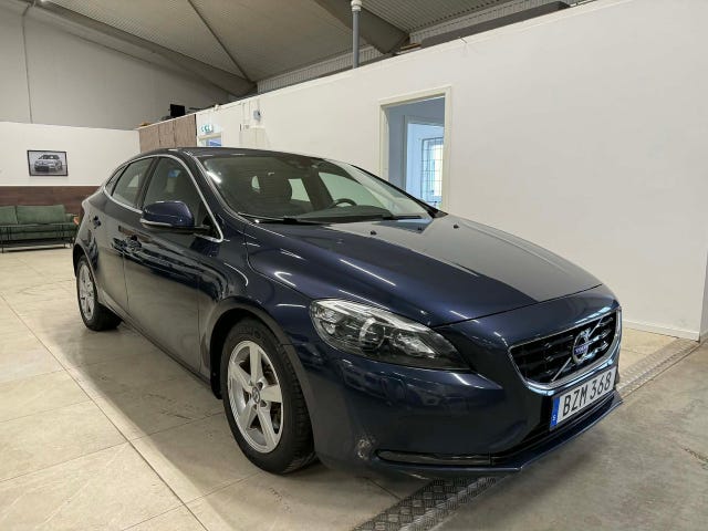 Volvo V40 2014