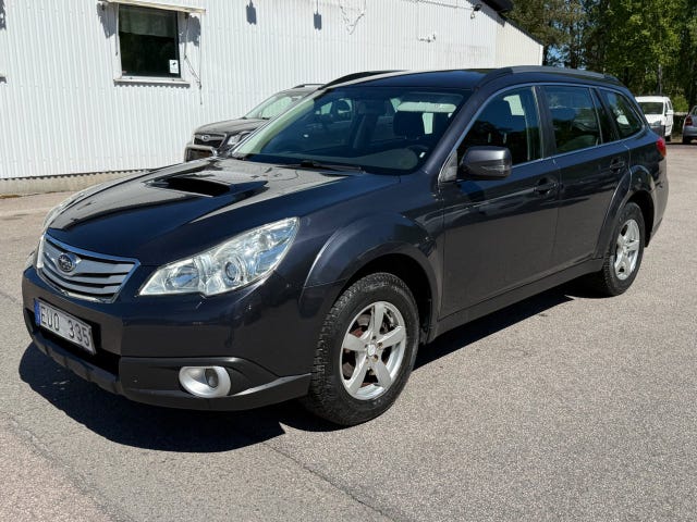Subaru Outback 2011