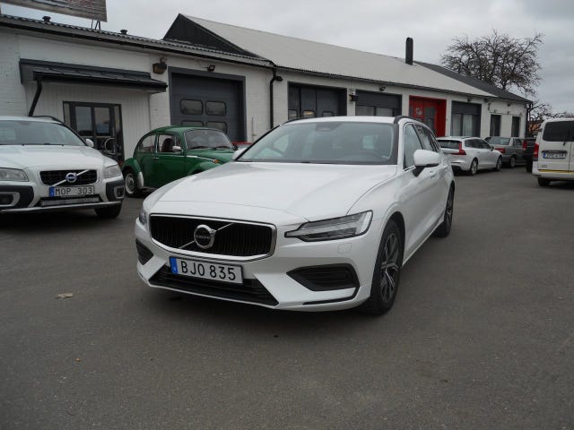 Volvo V60 2024