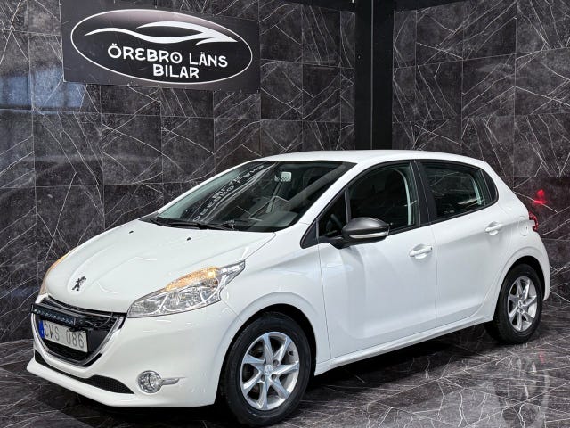 Peugeot 208 2013