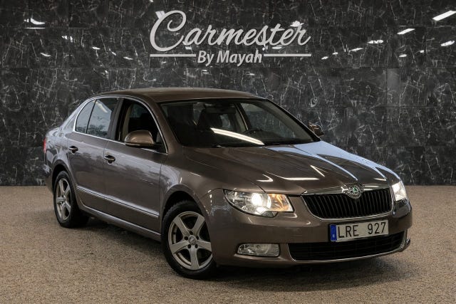 Skoda Superb 2012