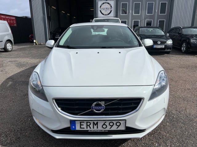 Volvo V40 2015 – bild 2