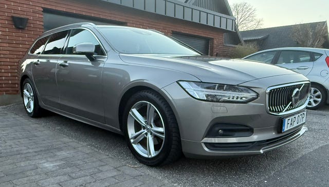 Volvo V90 2021