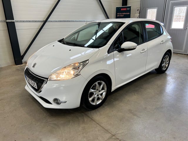 Peugeot 208 2014
