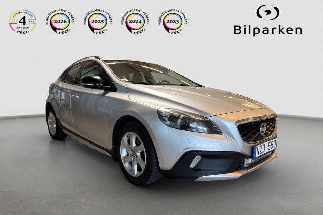 Volvo V40 Cross Country 2014