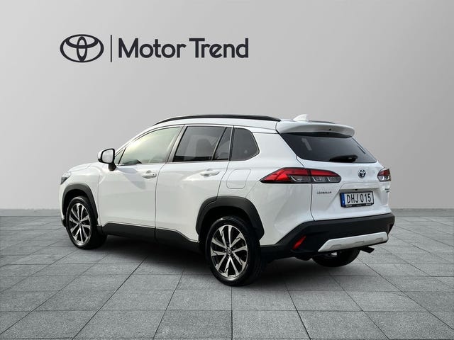 Toyota Corolla Cross 2023 – bild 2