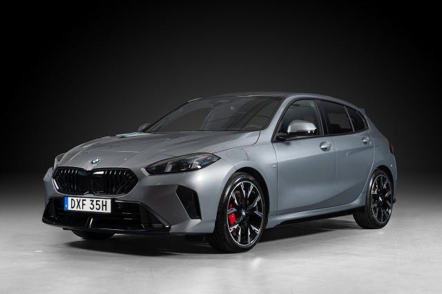 BMW 120 2025
