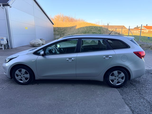 Kia Ceed 2013 – bild 3