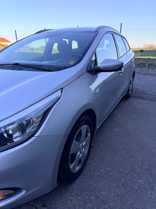 Kia Ceed 2013 – bild 2