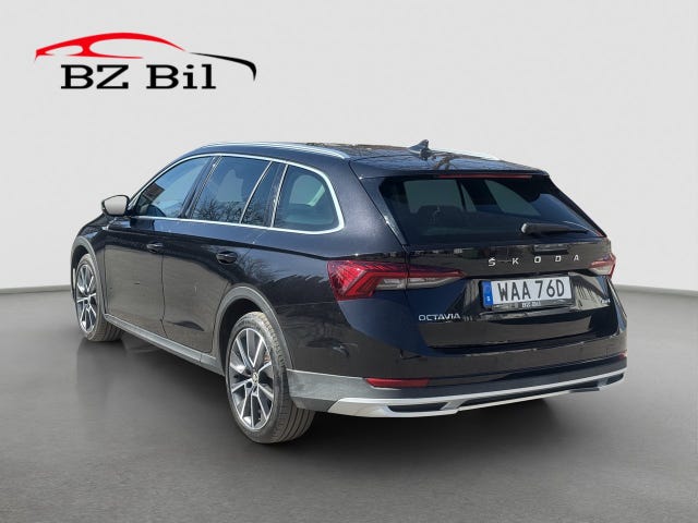 Skoda Octavia Scout 2023 – bild 3